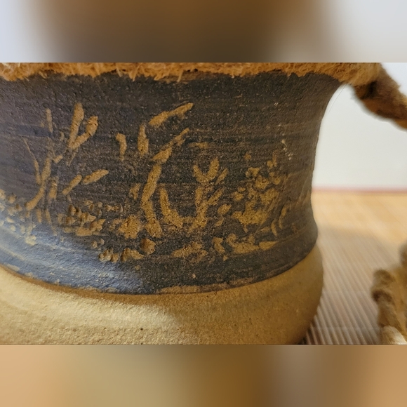 Handmade pottery Small DJEMBE style Skin Drum Bongo Artist Made PNW 🎶 Unique - Picture 3 of 8